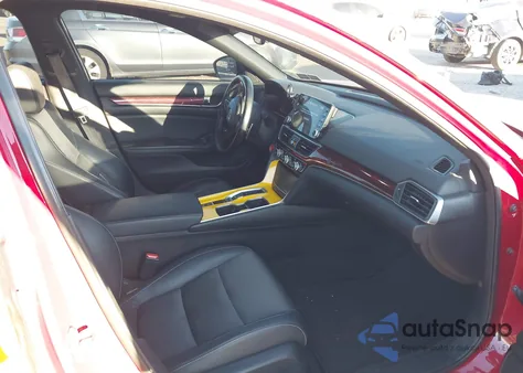 2018 Honda Accord Sport 2.0T из США, поврежденный, VIN 1HGCV2F3XJA053782